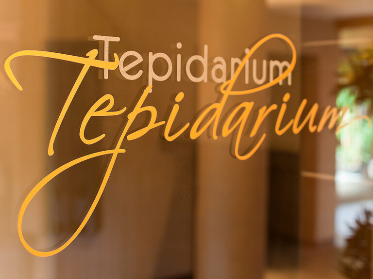 Tepidarium mit milder Strahlungswärme - Regeneration für Körper und Geist im Heidehof